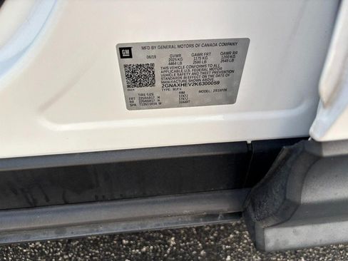 Used 2019 Chevrolet Equinox LS FWD image 22