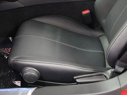 New 2025 MAZDA MX-5 Miata Grand Touring w/ Appearance Package image 18