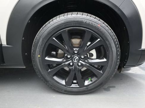 Used 2024 MAZDA CX-30 AWD 2.5 S w/ Select Sport Pkg image 17