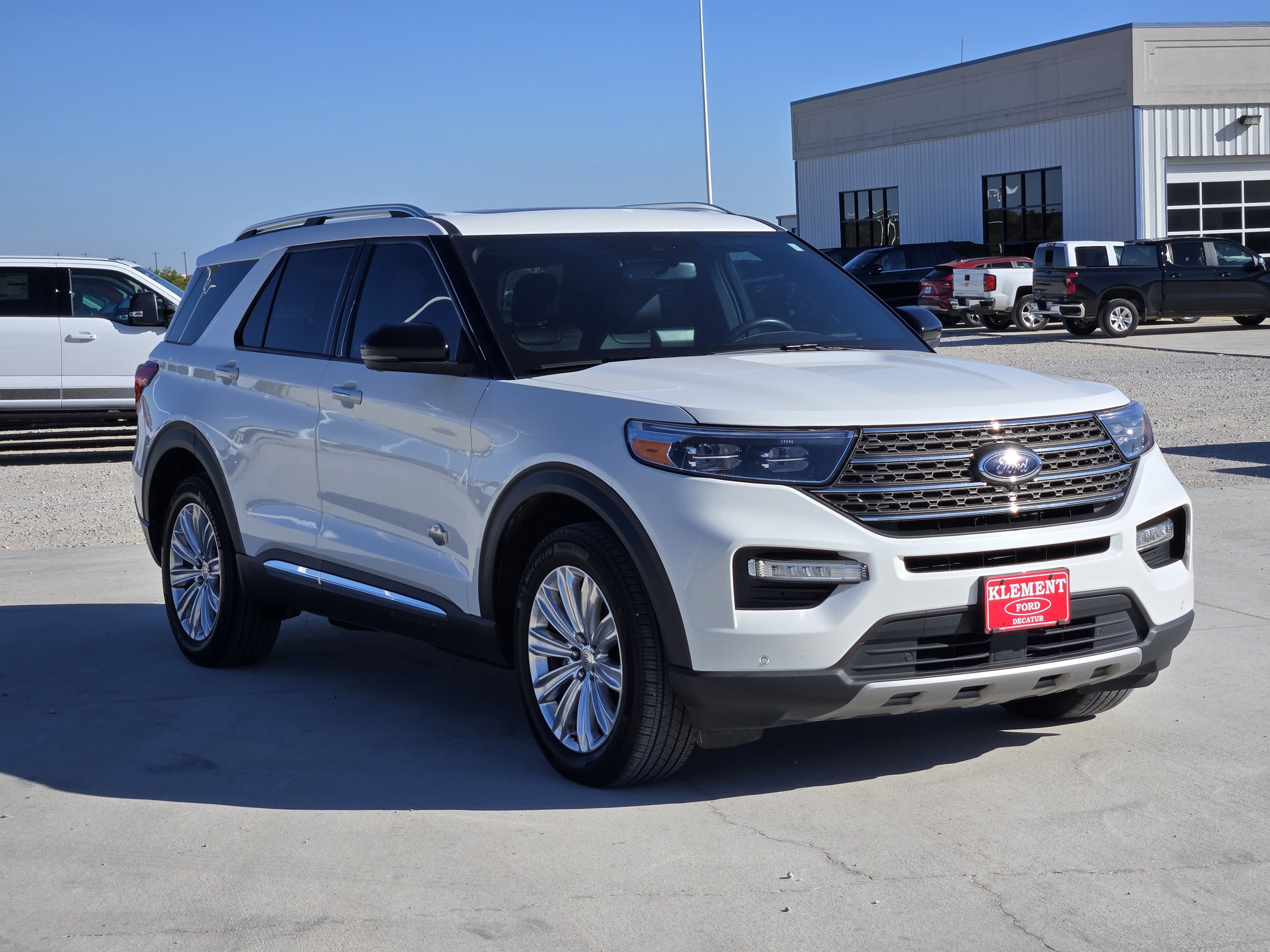 Certified 2023 Ford Explorer King Ranch w/ Technology Package AWD/4WD image 3