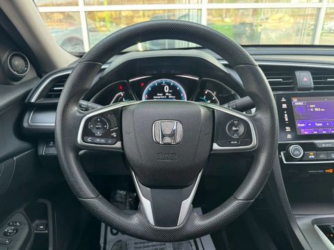Used 2018 Honda Civic EX image 18