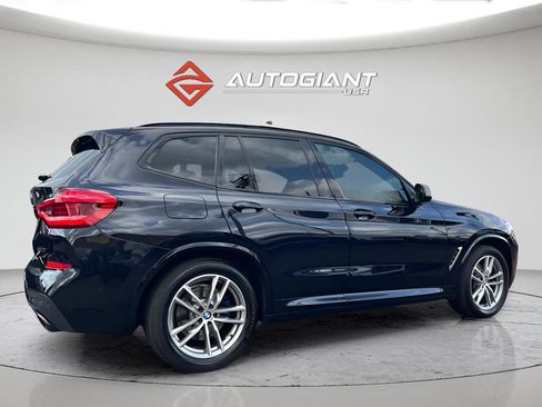Used 2018 BMW X3 M40i image 8