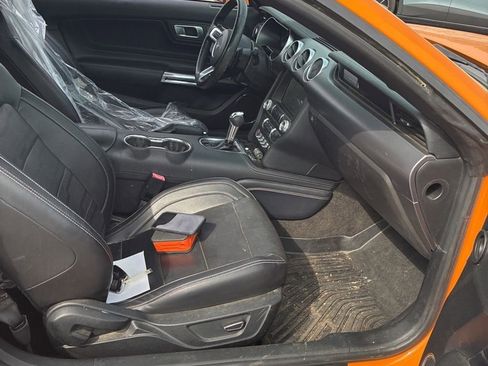 Used 2018 Ford Mustang GT Premium w/ Equipment Group 401A image 6