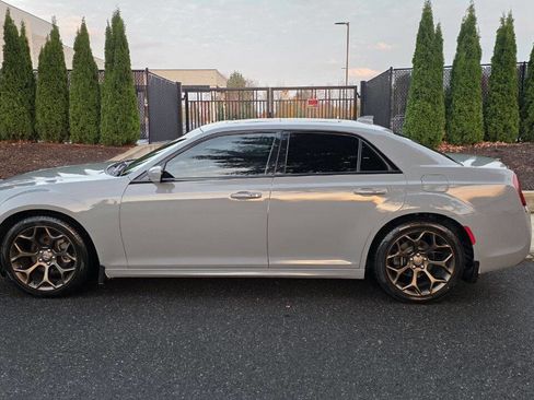 Used 2016 Chrysler 300 S w/ 300S Premium Group image 8
