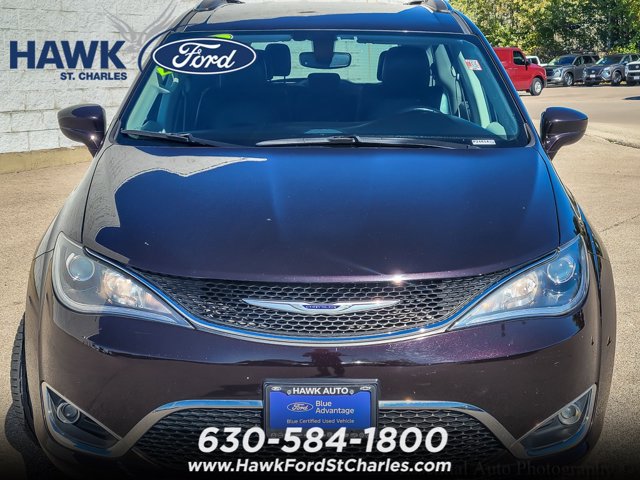 Used 2019 Chrysler Pacifica Touring-L FWD image 4
