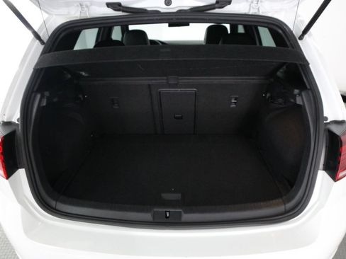 Used 2019 Volkswagen GTI SE FWD image 31