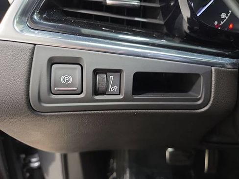Used 2021 Cadillac XT6 Sport AWD/4WD image 21