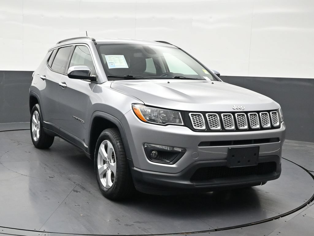 Used 2019 Jeep Compass Latitude AWD/4WD image 8