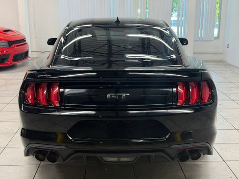 Used 2020 Ford Mustang GT RWD image 8