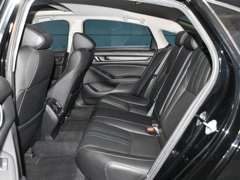 Used 2022 Honda Accord Touring image 21