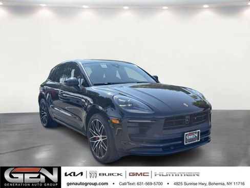 Used 2023 Porsche Macan GTS AWD/4WD image 1