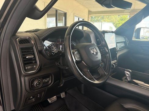 Used 2022 RAM 1500 Laramie AWD/4WD image 14