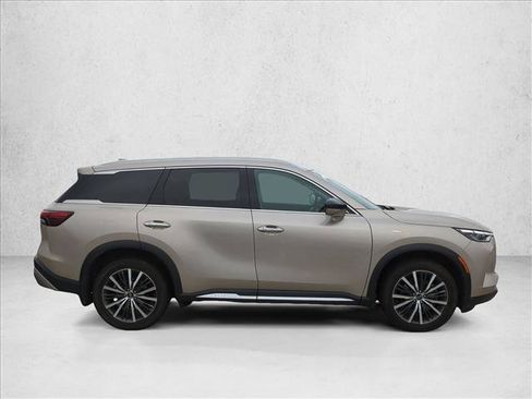 Used 2023 INFINITI QX60 Sensory w/ Vision Package AWD/4WD image 4