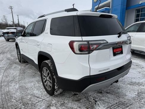 Used 2019 GMC Acadia SLE w/ LPO, Black Accent Package image 4