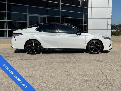 Used 2019 Toyota Camry XSE w/ Navigation Package FWD image 2