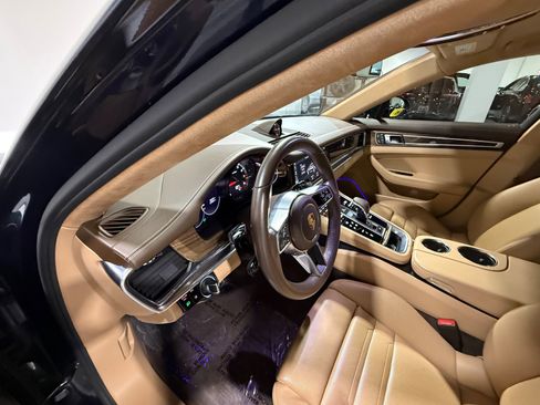 Used 2018 Porsche Panamera Turbo AWD/4WD image 21
