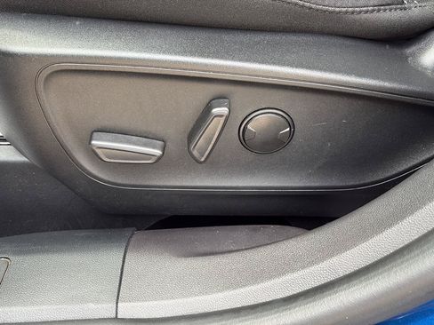 Used 2023 Ford Escape Active AWD/4WD image 12