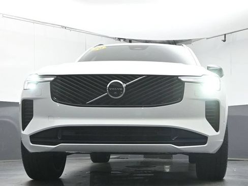 Certified 2026 Volvo XC90 B6 Ultra w/ Protection Package Premier AWD/4WD image 36