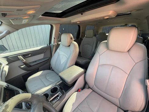 Used 2015 GMC Acadia SLT FWD image 13