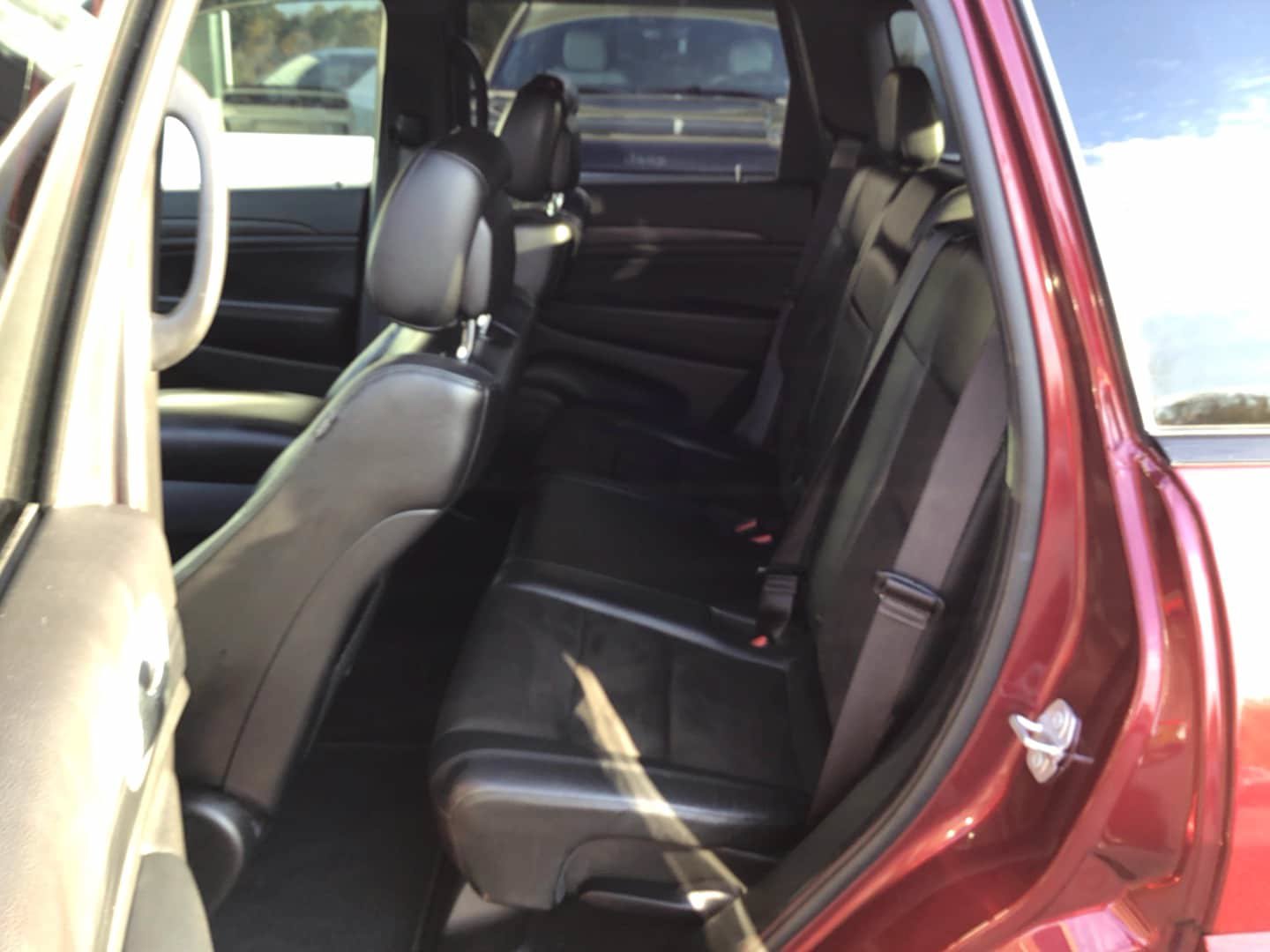 Certified 2020 Jeep Grand Cherokee Altitude AWD/4WD image 8