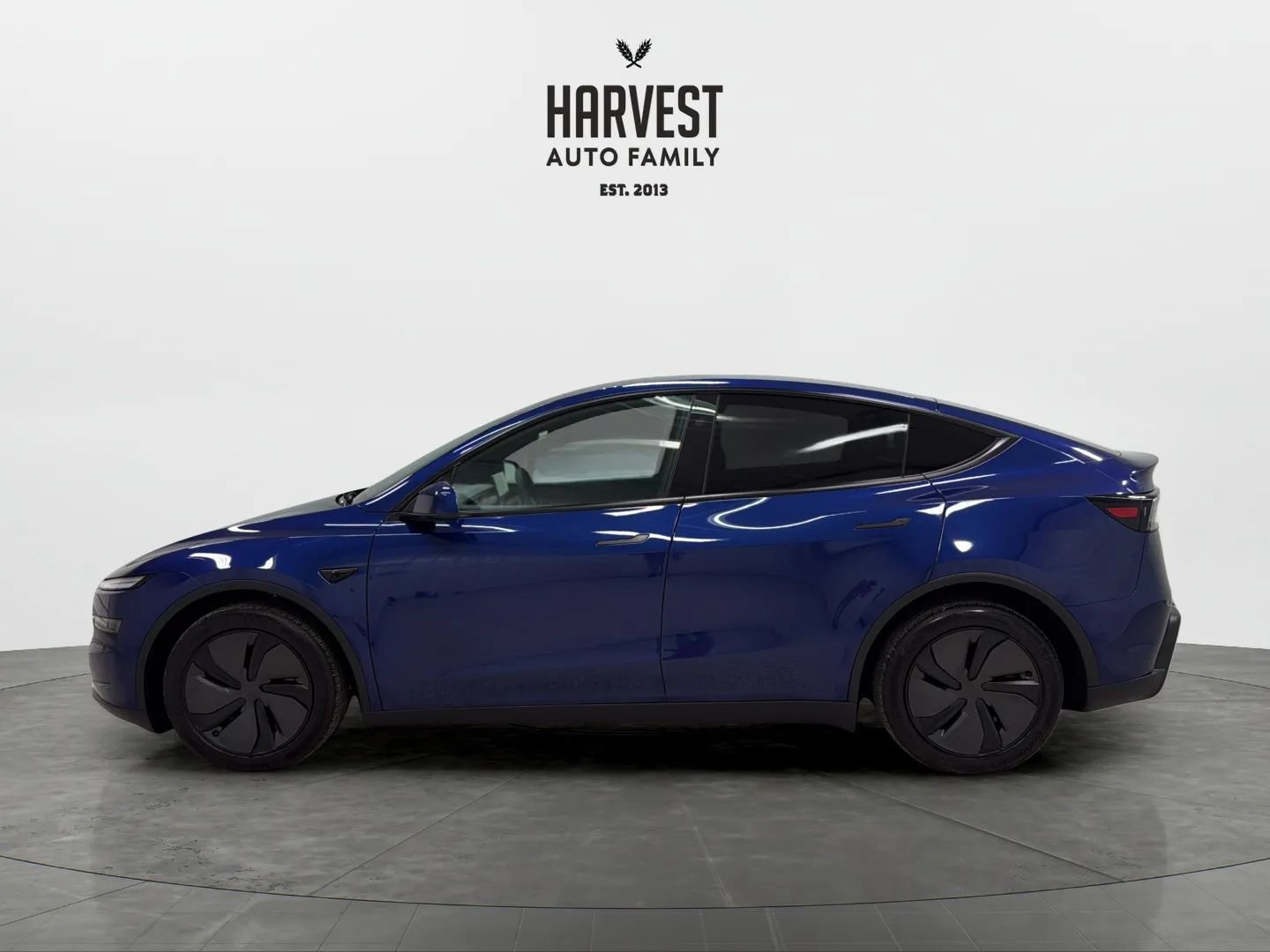 Used 2026 Tesla Model Y AWD image 2