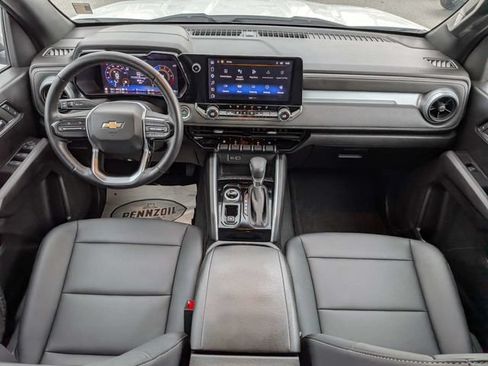 Used 2024 Chevrolet Colorado LT w/ LT Convenience Package III AWD/4WD image 14