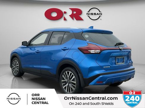 Used 2023 Nissan Kicks SV FWD image 7