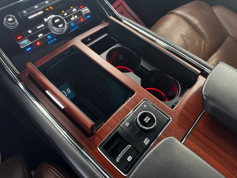 Used 2022 Lincoln Navigator L Reserve AWD/4WD image 46