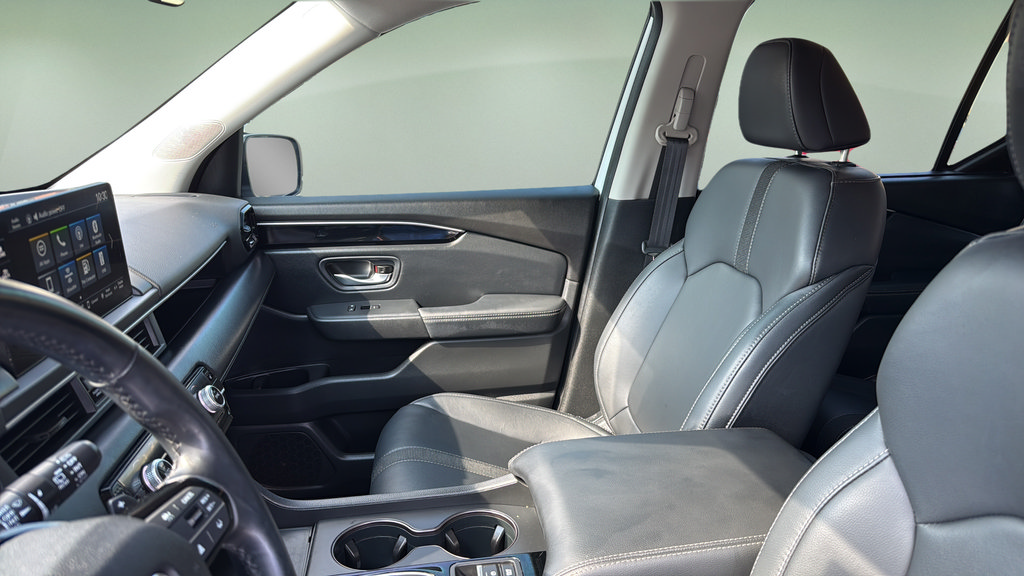 Used 2024 Honda Pilot EX-L image 13