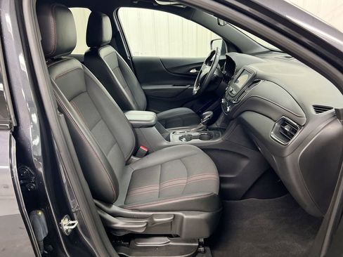 Used 2022 Chevrolet Equinox RS image 21