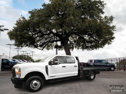 Used 2023 Ford F350 XL image 1