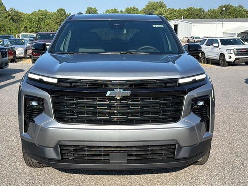 New 2027 Chevrolet Traverse LT w/ Midnight/Sport Edition FWD image 2