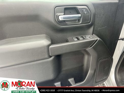 Used 2020 Chevrolet Silverado 1500 Custom w/ Custom Value Package image 18