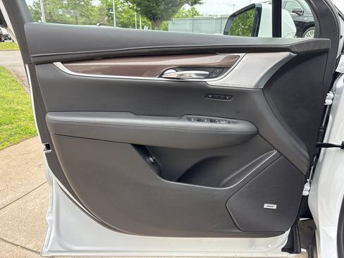 Used 2024 Cadillac XT6 Premium Luxury w/ Platinum Package image 21