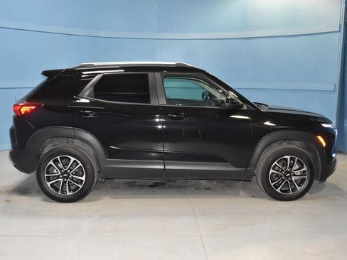Used 2025 Chevrolet TrailBlazer LT image 20