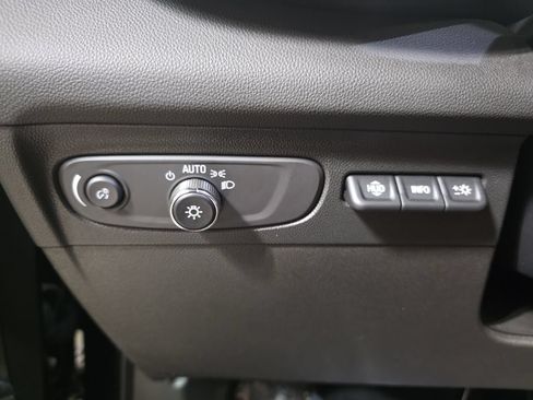 Used 2023 Buick Envision Avenir AWD/4WD image 28