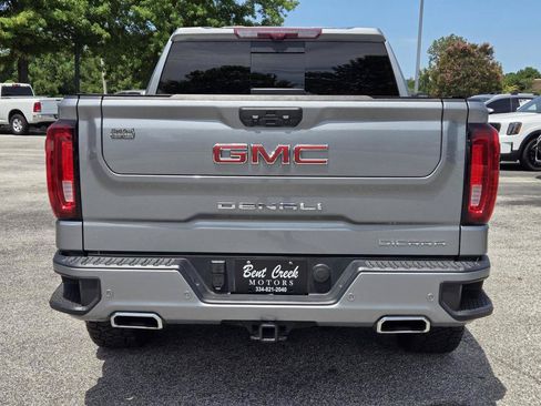 Used 2023 GMC Sierra 1500 Denali w/ Denali Reserve Package AWD/4WD image 8