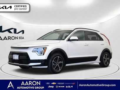 Used 2023 Kia Niro EX