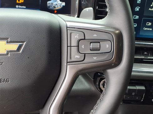 Used 2024 Chevrolet Silverado 1500 High Country w/ High Country Premium Package AWD/4WD image 18
