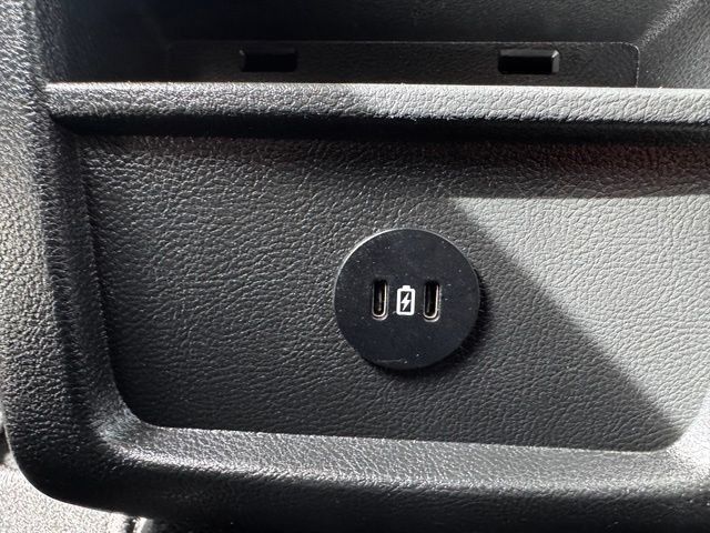 Used 2024 Ford Edge SEL AWD/4WD image 14