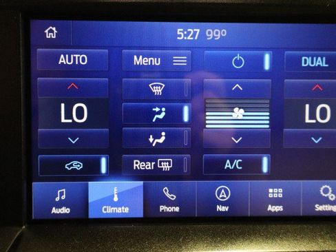 Used 2020 Ford F150 Lariat RWD image 46