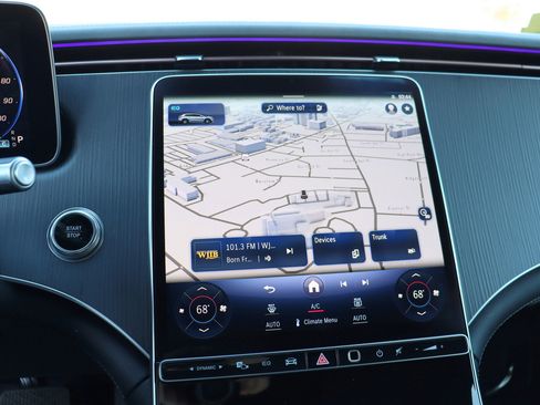 Used 2023 Mercedes-Benz EQS 450+ 4MATIC SUV w/ Pinnacle Trim Package image 27