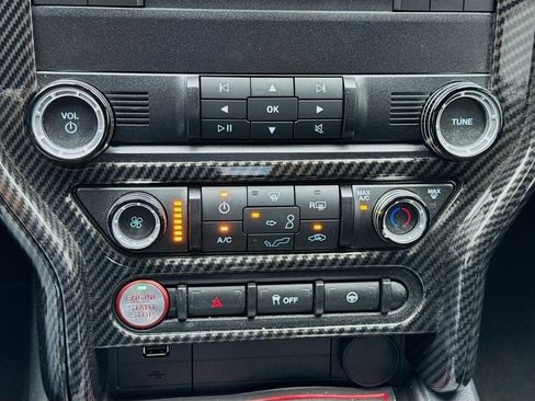 Used 2022 Ford Mustang GT w/ Black Accent Package RWD image 12