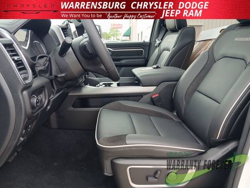 New 2026 RAM 1500 Laramie AWD/4WD image 11