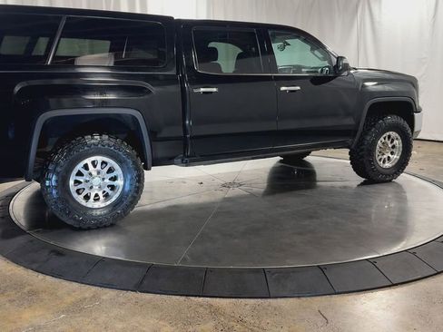 Used 2017 GMC Sierra 1500 SLT w/ SLT Premium Package image 9