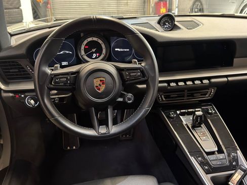 Used 2020 Porsche 911 Carrera RWD image 14