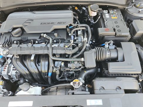 New 2026 Hyundai Elantra SE image 24