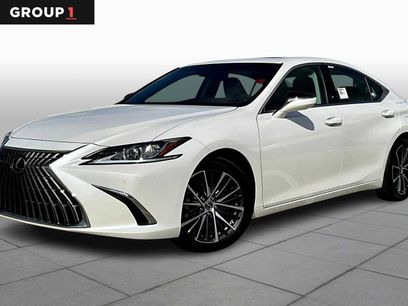 Certified 2025 Lexus ES 300h w/ Premium Package