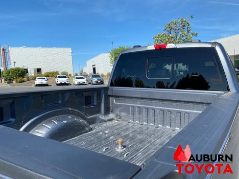 Used 2024 Ford F250 Lariat AWD/4WD image 9