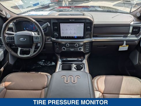 New 2025 Ford F350 King Ranch w/ FX4 Off-Road Package image 41